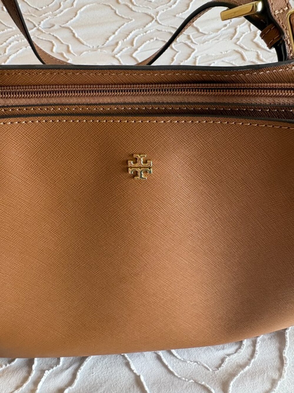 Tory Burch Emerson Buckle Tote - Picture 12 of 16